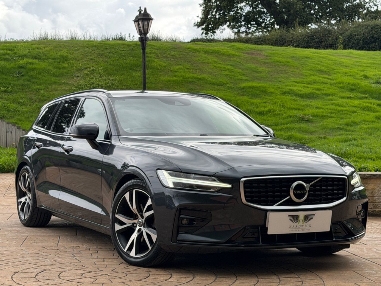 2019 Volvo V60