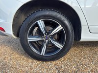 USED 2016 66 VOLVO XC60 2.4 D5 R-Design Lux Nav SUV 5dr Diesel Auto AWD Euro 6 (s/s) (220 ps) NEW CAMBELT AND WATER PUMP !!!