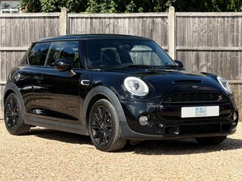 2016 MINI HATCH