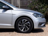 USED 2019 19 VOLKSWAGEN GOLF 1.5 Golf Match TSi Evo 5dr Full Service History Sat Nav