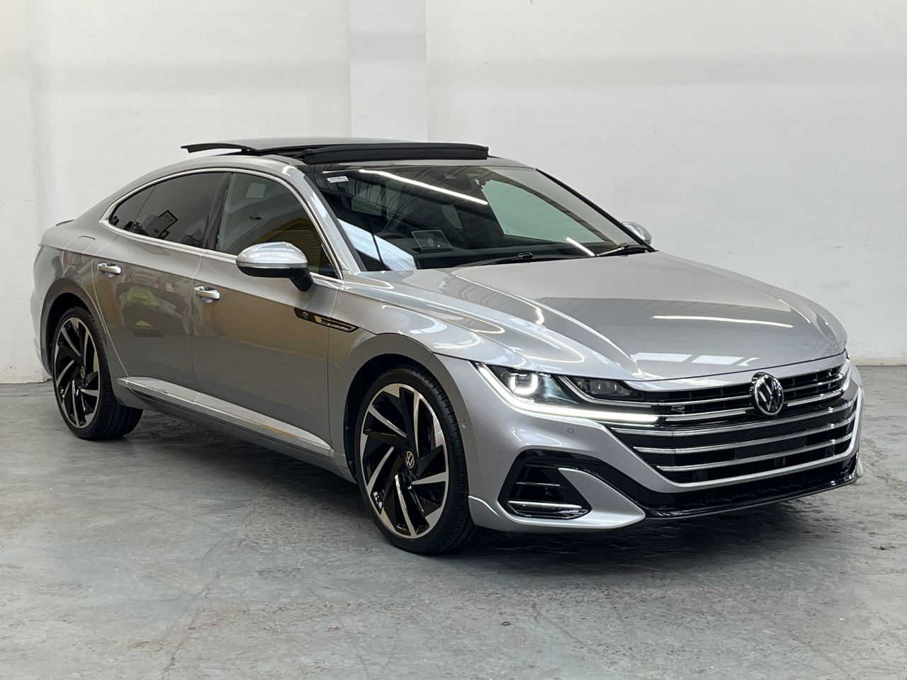 2021 VOLKSWAGEN ARTEON 2.0 TSI 4Motion R-Line - vehicle photo 4 for sale on PureCar