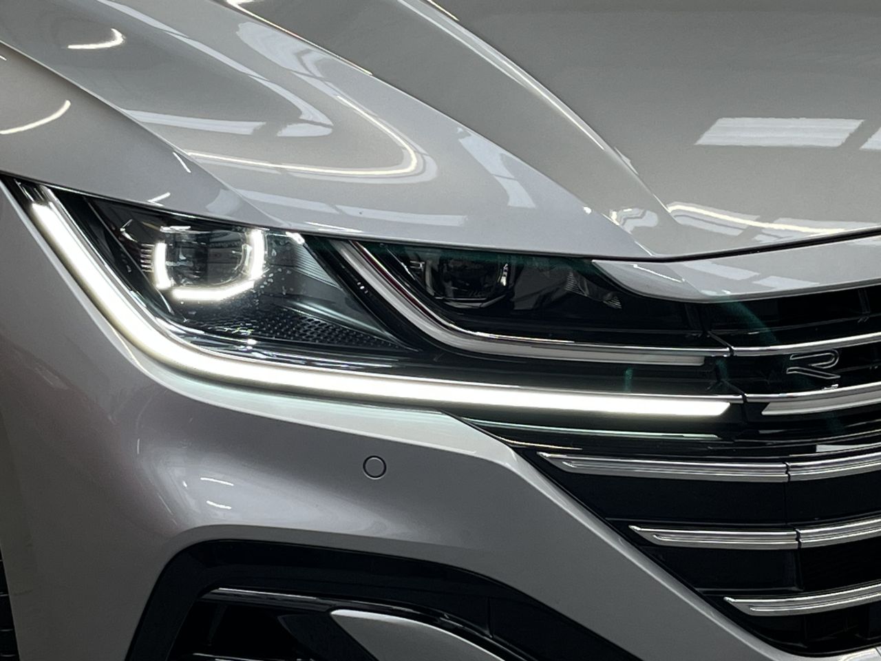 2021 VOLKSWAGEN ARTEON 2.0 TSI 4Motion R-Line - vehicle photo 12 for sale on PureCar