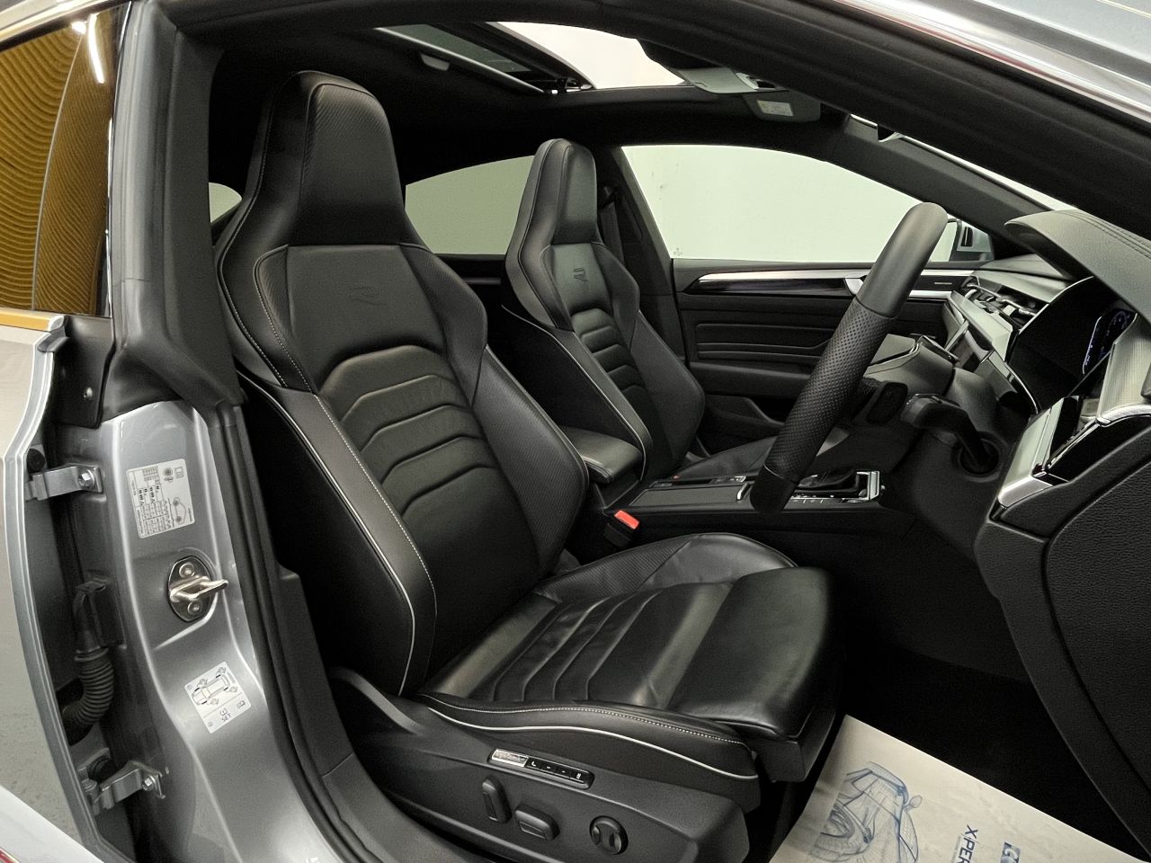 2021 VOLKSWAGEN ARTEON 2.0 TSI 4Motion R-Line - vehicle photo 20 for sale on PureCar