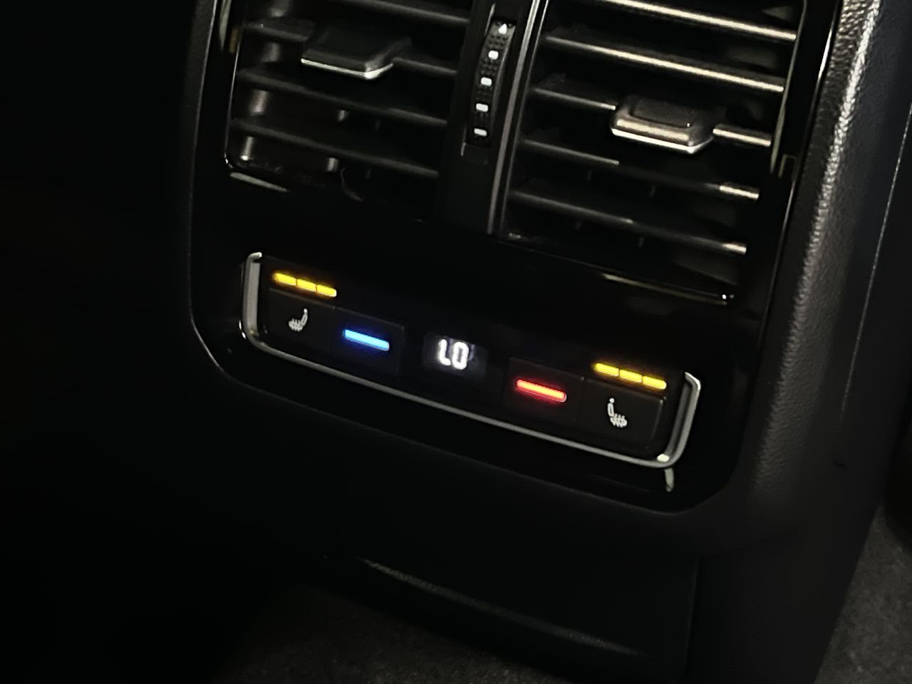 2021 VOLKSWAGEN ARTEON 2.0 TSI 4Motion R-Line - vehicle photo 38 for sale on PureCar