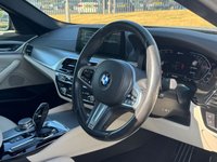 USED 2019 69 BMW 5 SERIES 2.0 530e 9.2kWh M Sport Saloon 4dr Petrol Plug-in Hybrid Auto Euro 6 (s/s) (252 ps) &pound;8,935 FACTORY ADDED OPTIONS