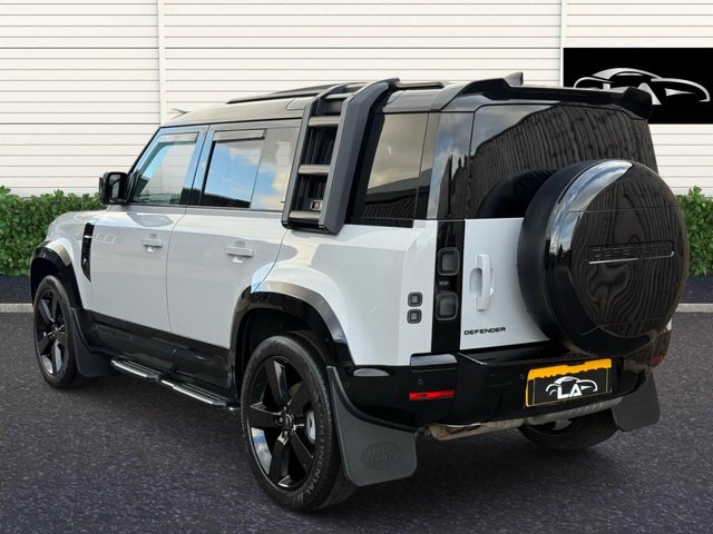 View our LAND ROVER DEFENDER 110