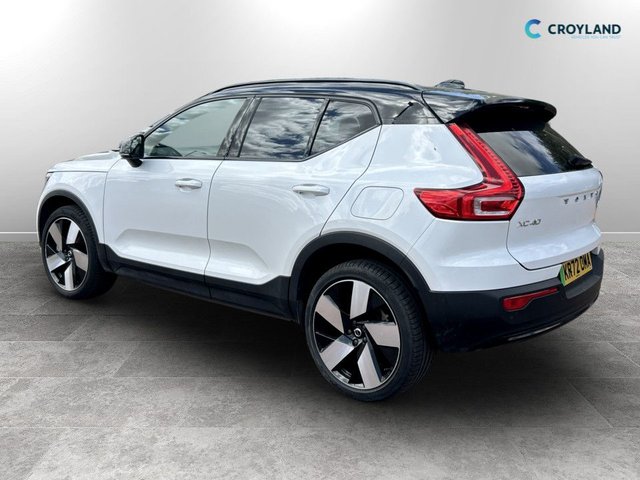 View our VOLVO XC40
