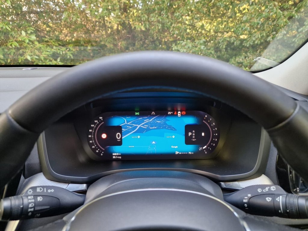 USED 2023 72 VOLVO V60 2.0 B3 MHEV Plus Estate 5dr Petrol Hybrid DCT Auto Euro 6 (s/s) (163 ps) FINANCE AVAILABLE