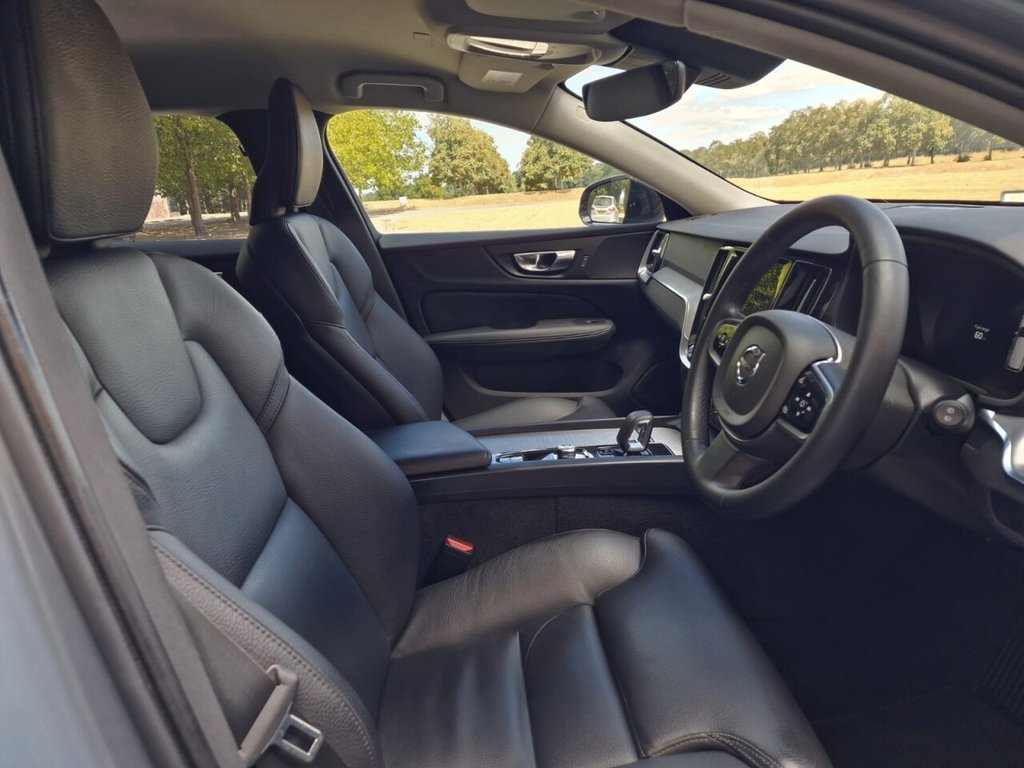 USED 2023 72 VOLVO V60 2.0 B3 MHEV Plus Estate 5dr Petrol Hybrid DCT Auto Euro 6 (s/s) (163 ps) FINANCE AVAILABLE