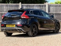 USED 2019 19 VOLVO V40 1.5 V40 R-Design Edition T3 Auto 5dr Sat Nav Parking Camera