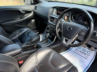USED 2019 19 VOLVO V40 1.5 V40 R-Design Edition T3 Auto 5dr Sat Nav Parking Camera