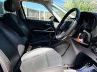 USED 2017 67 VAUXHALL ZAFIRA TOURER 1.4 Zafira Tourer SRi Nav T 5dr Full Service History Long MOT