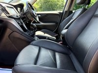 USED 2017 67 VAUXHALL ZAFIRA TOURER 1.4 Zafira Tourer SRi Nav T 5dr Full Service History Long MOT