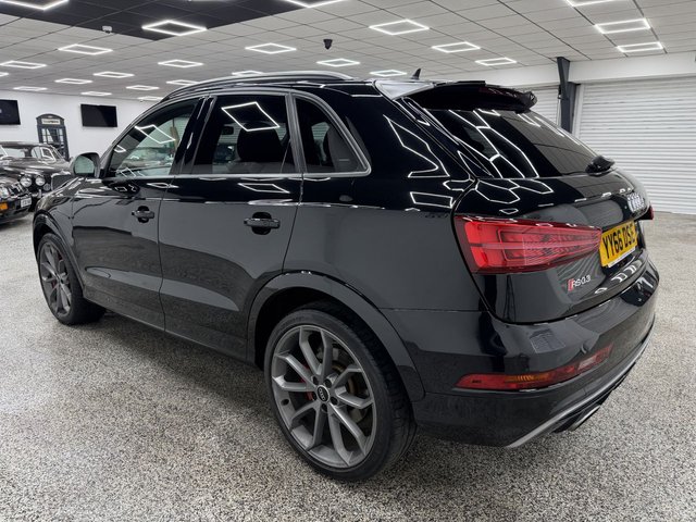 View our AUDI RS Q3