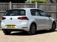 USED 2018 68 VOLKSWAGEN GOLF 1.5 Golf SE Nav TSi Evo Semi-Auto 5dr Sat Nav Parking Camera