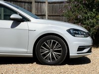 USED 2018 68 VOLKSWAGEN GOLF 1.5 Golf SE Nav TSi Evo Semi-Auto 5dr Sat Nav Parking Camera