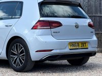 USED 2018 68 VOLKSWAGEN GOLF 1.5 Golf SE Nav TSi Evo Semi-Auto 5dr Sat Nav Parking Camera