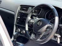 USED 2018 68 VOLKSWAGEN GOLF 1.5 Golf SE Nav TSi Evo Semi-Auto 5dr Sat Nav Parking Camera