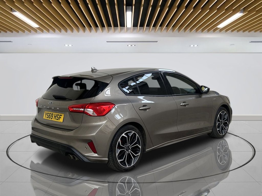 2019 Ford Focus — image 6