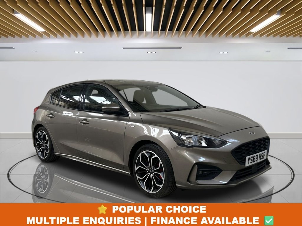 2019 Ford Focus — image 1