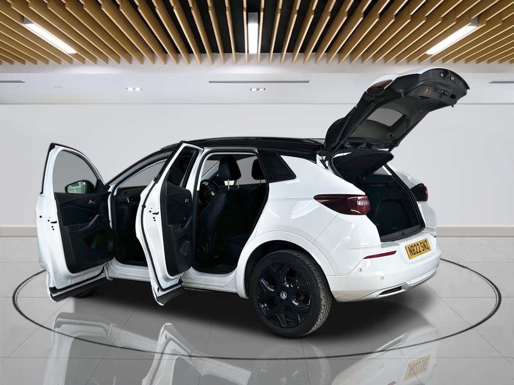 2022 Vauxhall Grandland — image 10