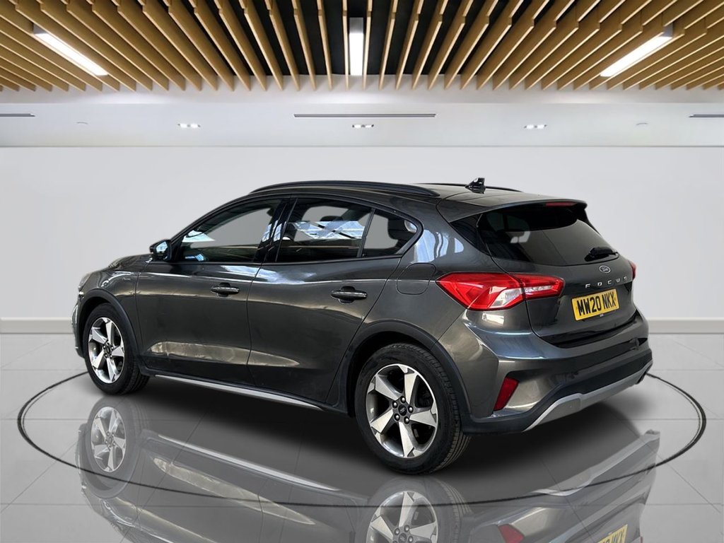 2020 Ford Focus — image 5