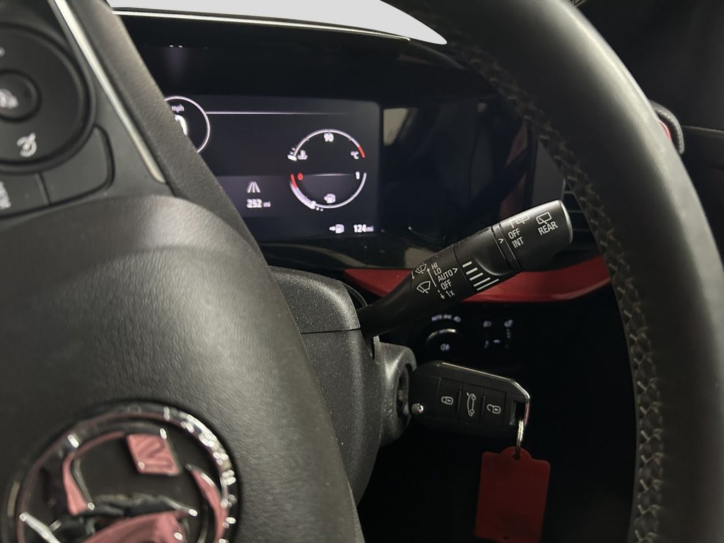 2024 Vauxhall Mokka — image 4