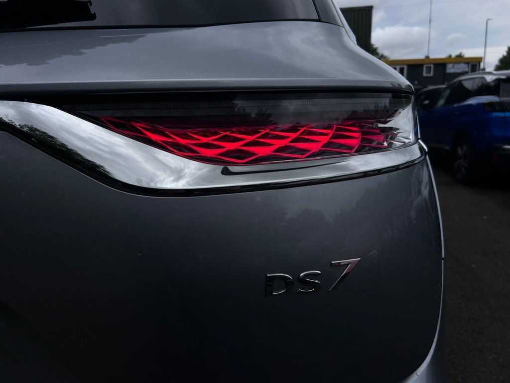 2019 DS DS 7 Crossback — image 6