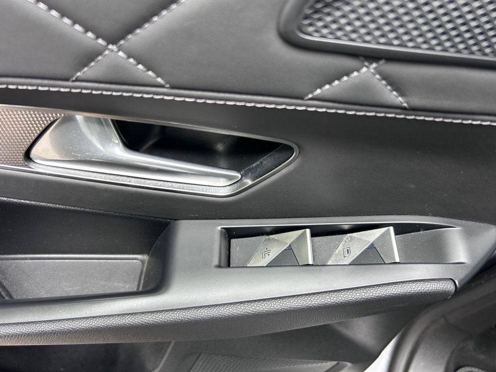 2019 DS DS 7 Crossback — image 28