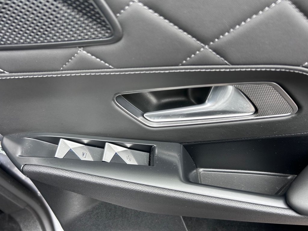 2019 DS DS 7 Crossback — image 33