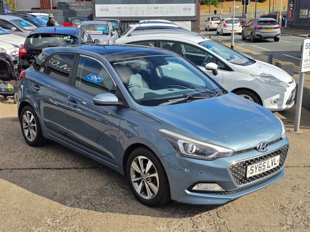 2015 Hyundai i20 — image 2