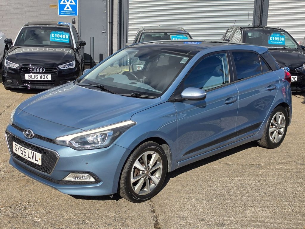 2015 Hyundai i20 — image 10