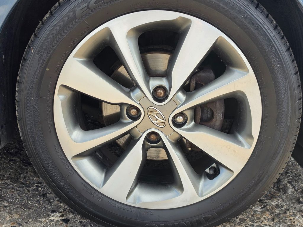 2015 Hyundai i20 — image 23