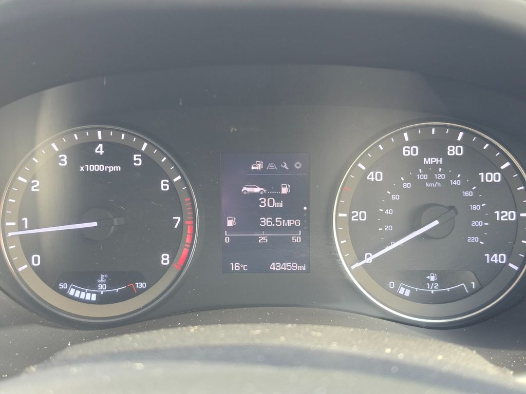 2015 Hyundai i20 — image 45