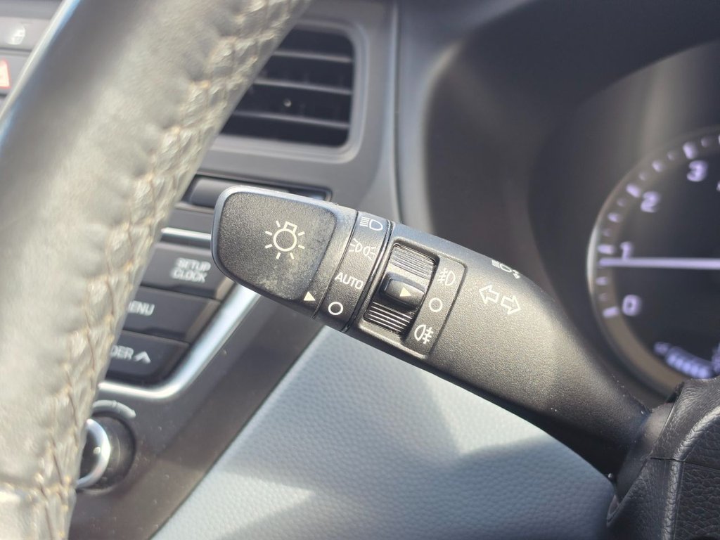 2015 Hyundai i20 — image 56