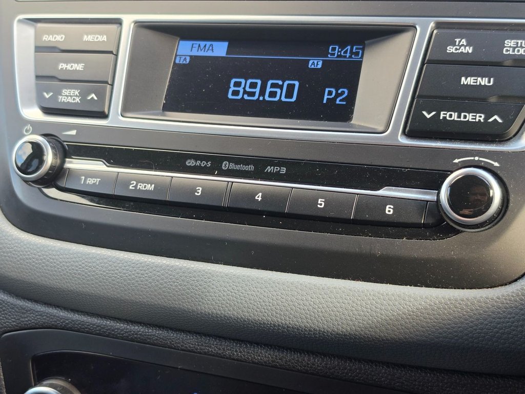 2015 Hyundai i20 — image 51