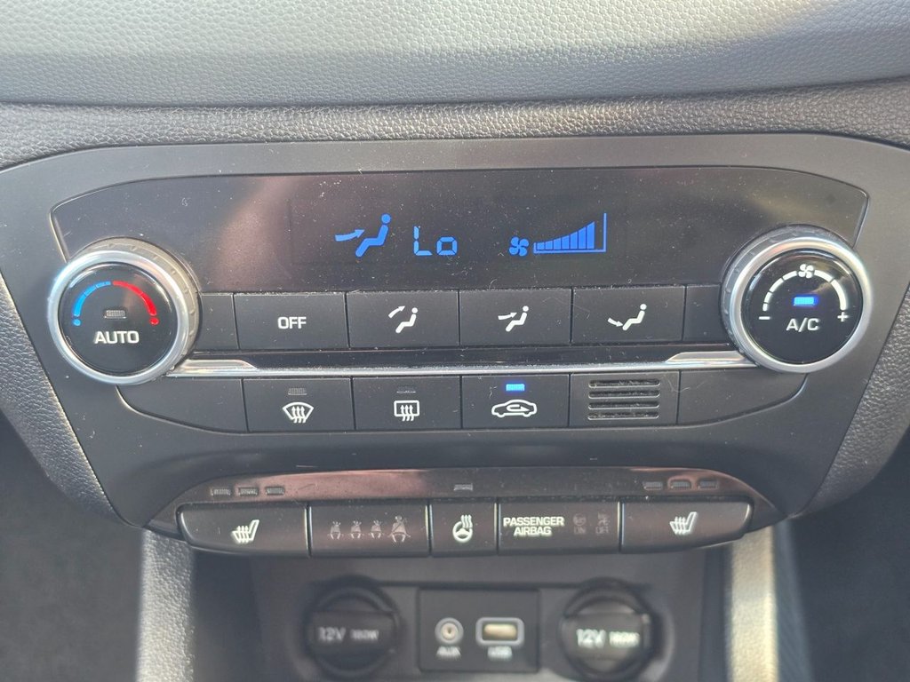 2015 Hyundai i20 — image 54