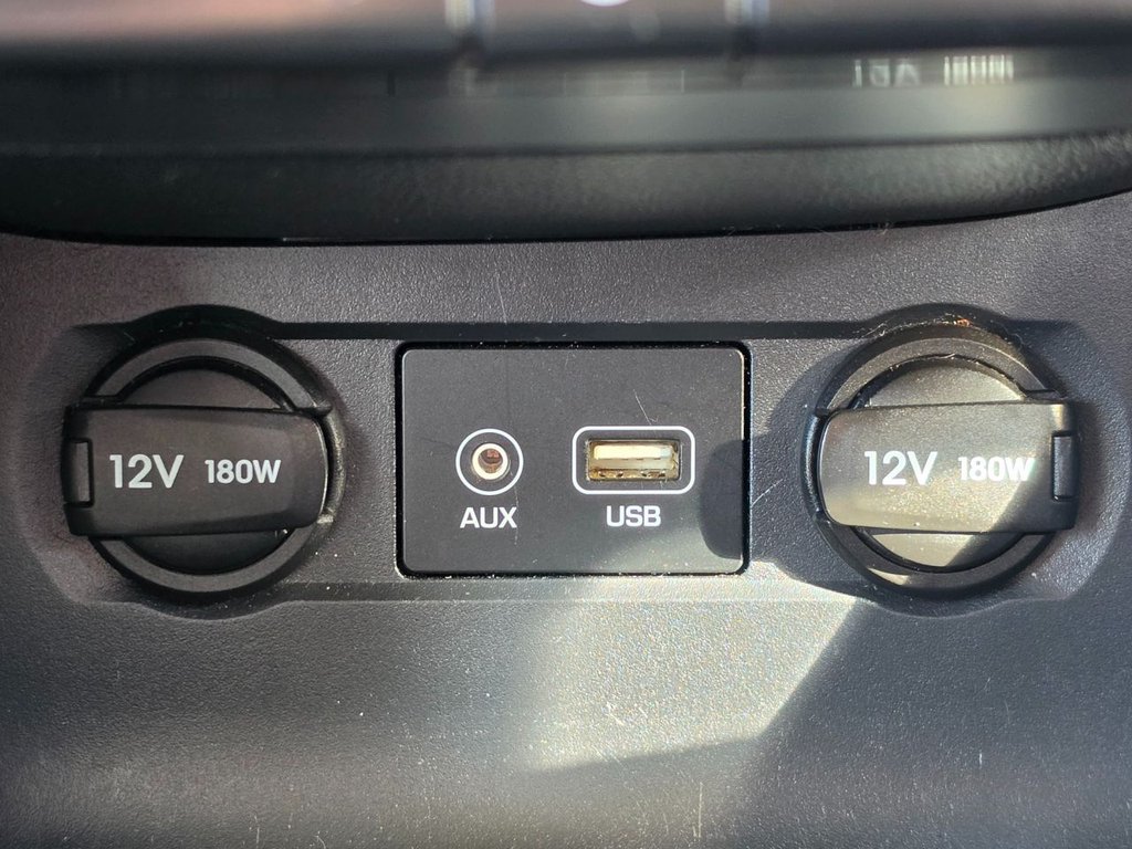 2015 Hyundai i20 — image 57