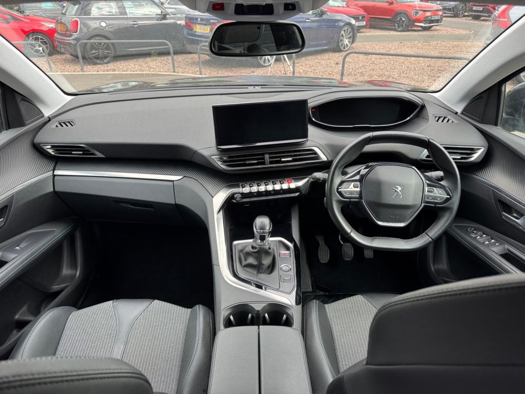2021 Peugeot 3008 — image 4