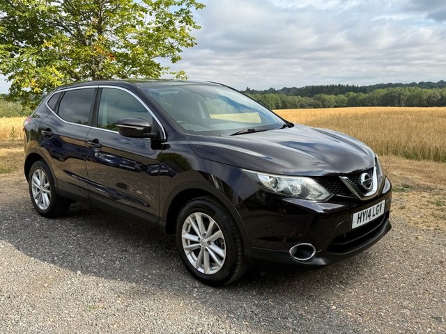 View our NISSAN QASHQAI