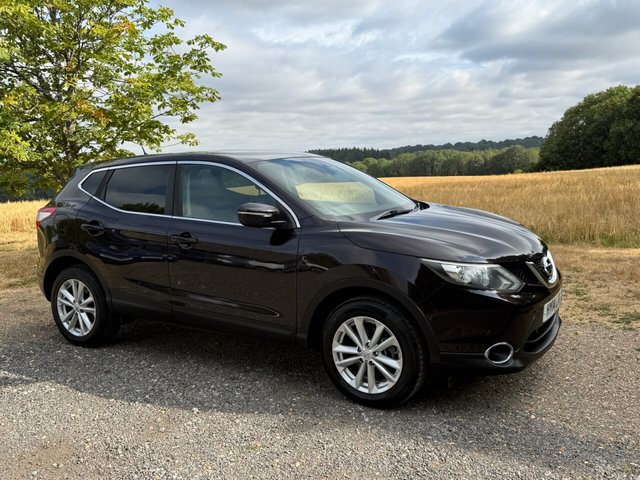View our NISSAN QASHQAI
