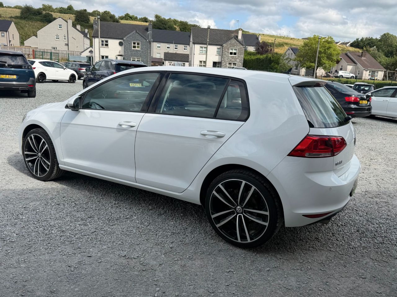 2016 VOLKSWAGEN GOLF 1.6 TDI BlueMotion Tech Match Edition Hatchback 5dr Diesel DSG Euro 6 (s/s) - vehicle photo 4 for sale on PureCar