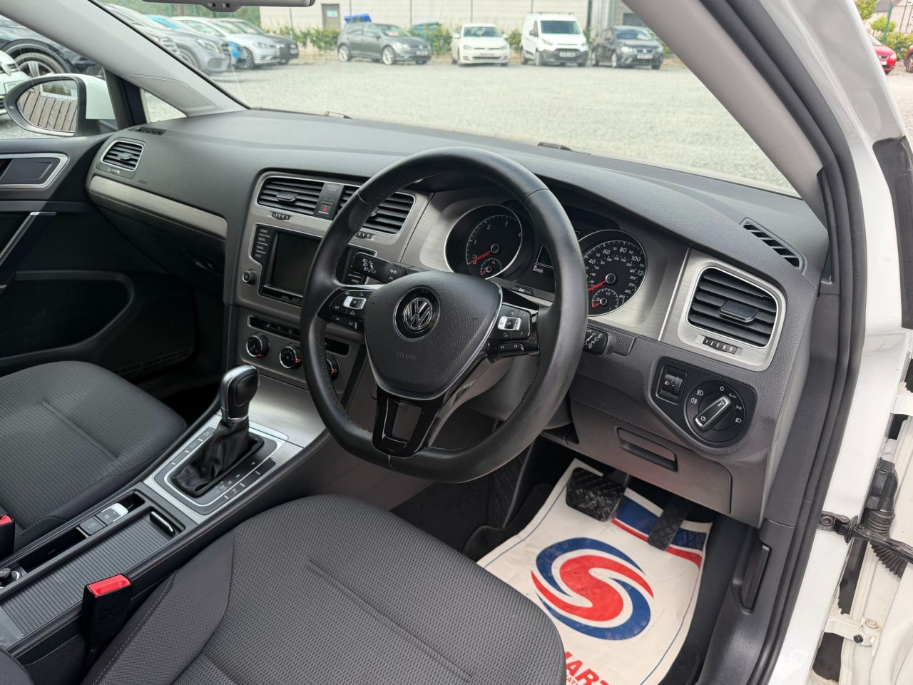 2016 VOLKSWAGEN GOLF 1.6 TDI BlueMotion Tech Match Edition Hatchback 5dr Diesel DSG Euro 6 (s/s) - vehicle photo 9 for sale on PureCar