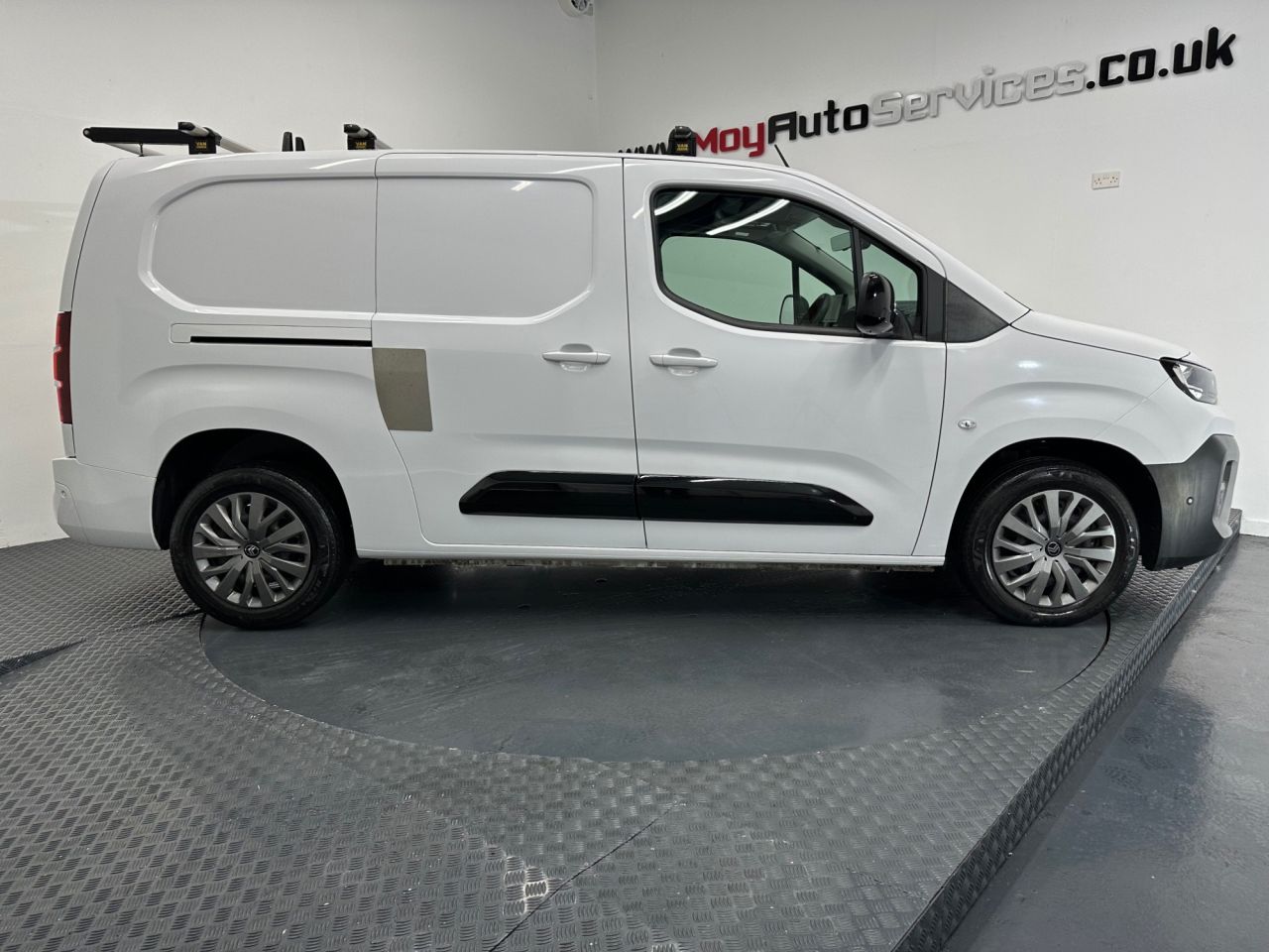 2024 CITROEN BERLINGO 1.5 BlueHDi 950 Driver XL Panel Van 6dr Diesel Manual LWB Euro 6 (s/s) (100 - vehicle photo 8 for sale on PureCar
