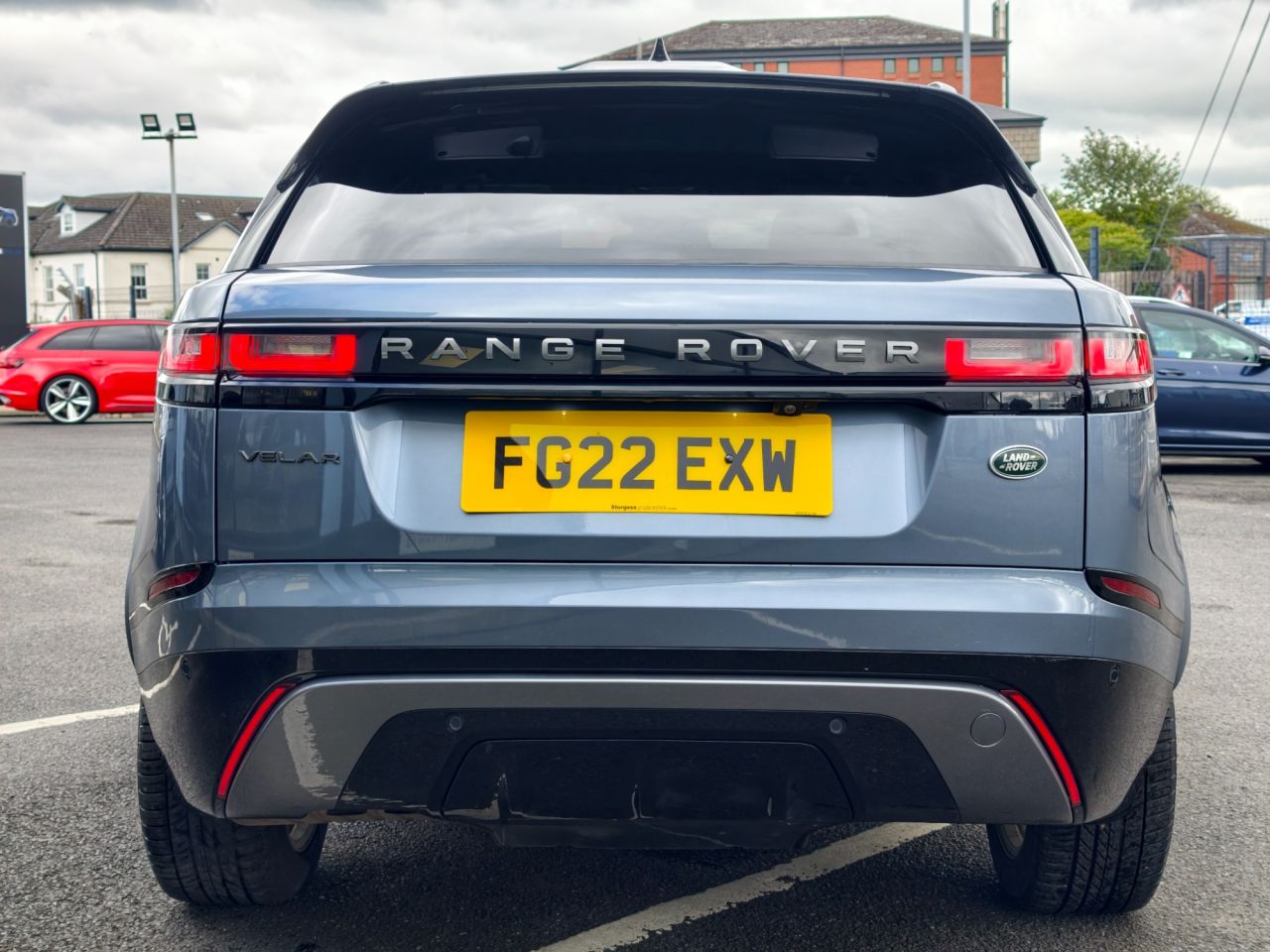 2022 LAND ROVER RANGE ROVER VELAR 2.0 D200 MHEV R-Dynamic SE SUV 5dr Diesel Auto 4WD Euro 6 (s/s) (204 ps) - vehicle photo 3 for sale on PureCar