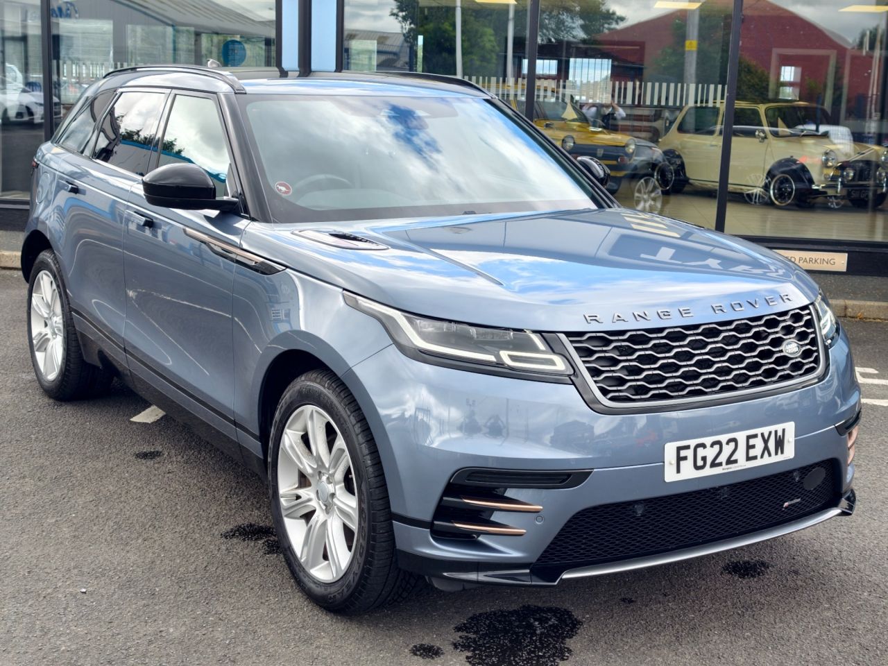 2022 LAND ROVER RANGE ROVER VELAR 2.0 D200 MHEV R-Dynamic SE SUV 5dr Diesel Auto 4WD Euro 6 (s/s) (204 ps) - vehicle photo 9 for sale on PureCar
