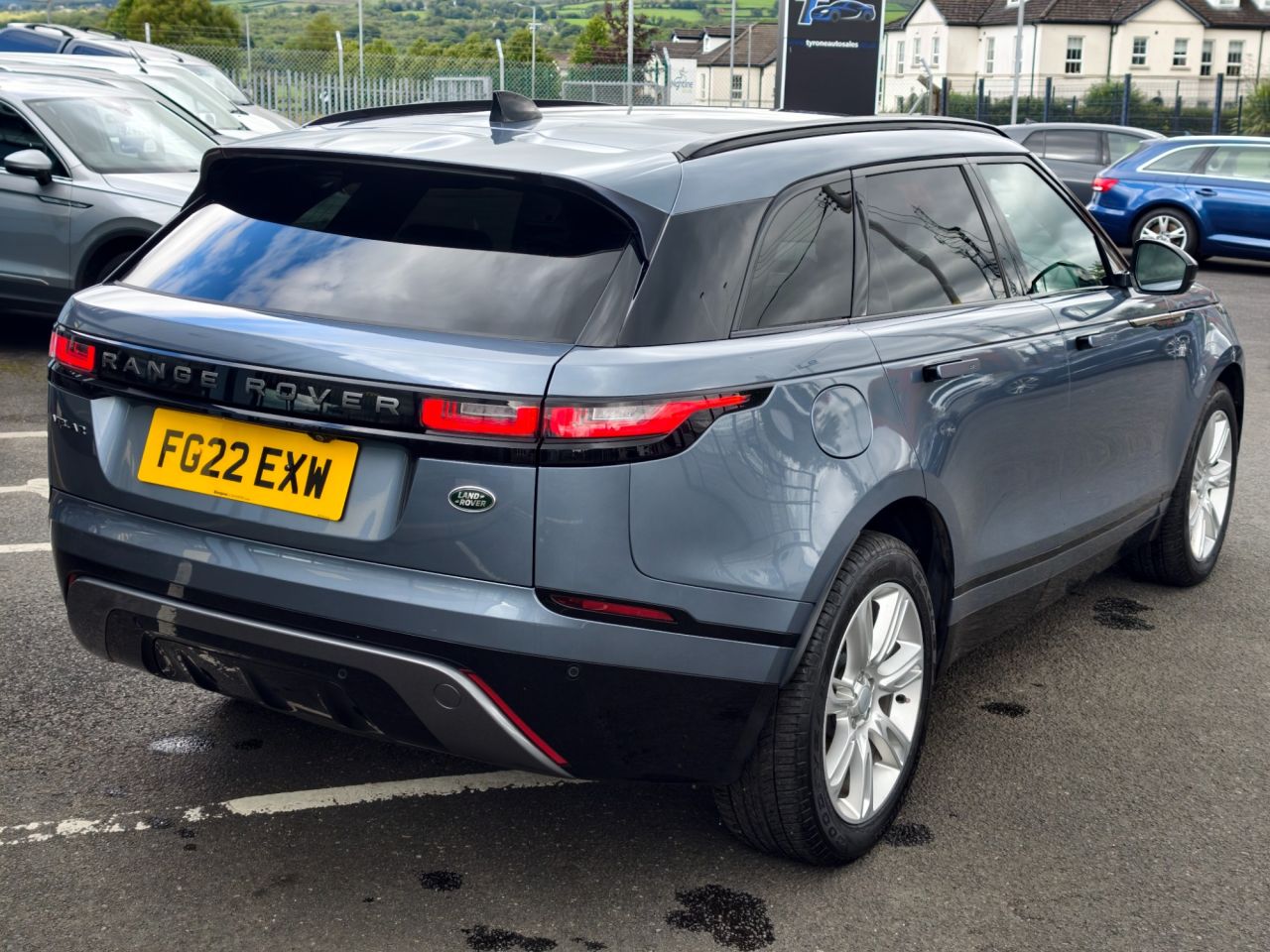 2022 LAND ROVER RANGE ROVER VELAR 2.0 D200 MHEV R-Dynamic SE SUV 5dr Diesel Auto 4WD Euro 6 (s/s) (204 ps) - vehicle photo 10 for sale on PureCar