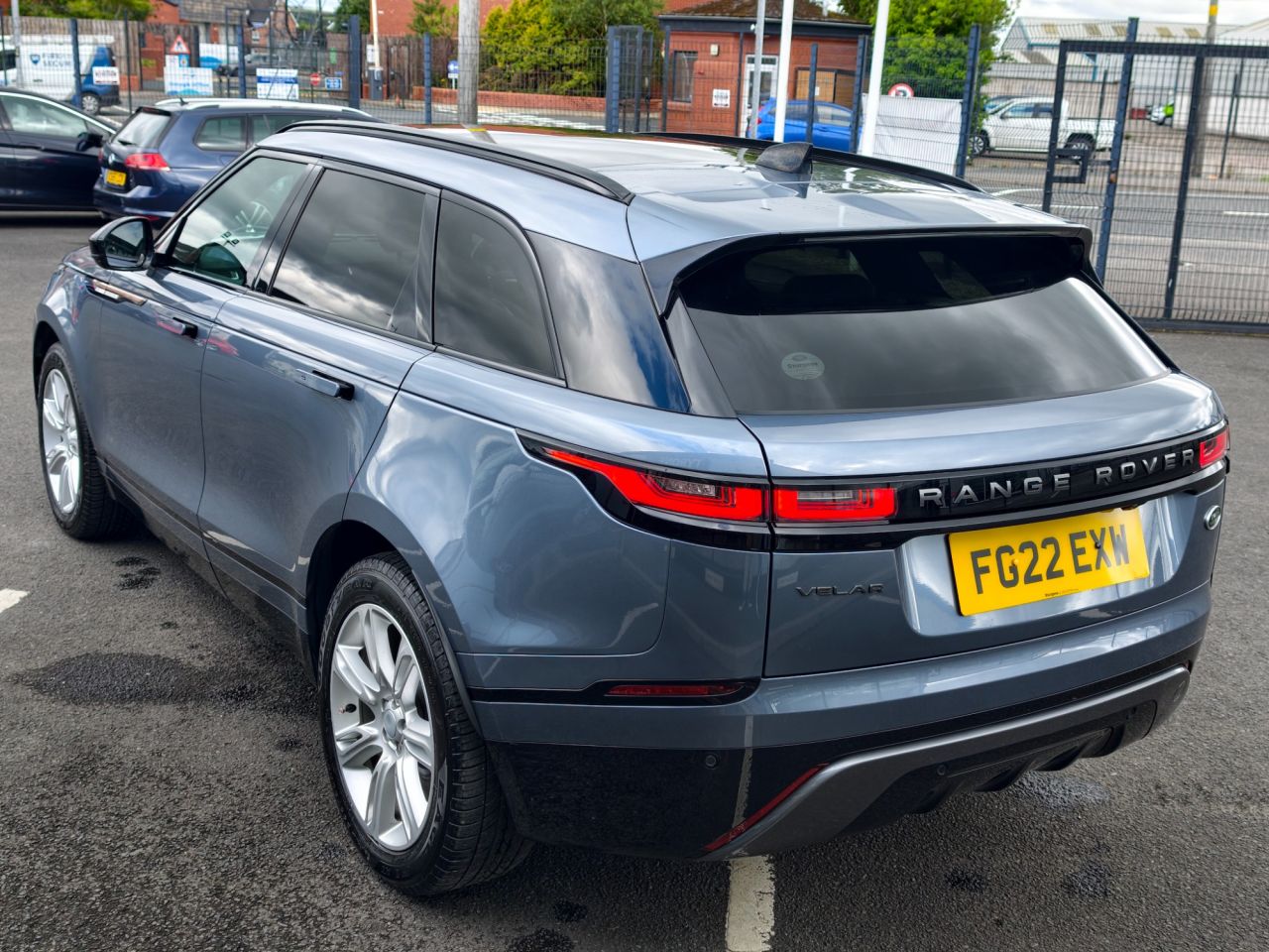 2022 LAND ROVER RANGE ROVER VELAR 2.0 D200 MHEV R-Dynamic SE SUV 5dr Diesel Auto 4WD Euro 6 (s/s) (204 ps) - vehicle photo 12 for sale on PureCar