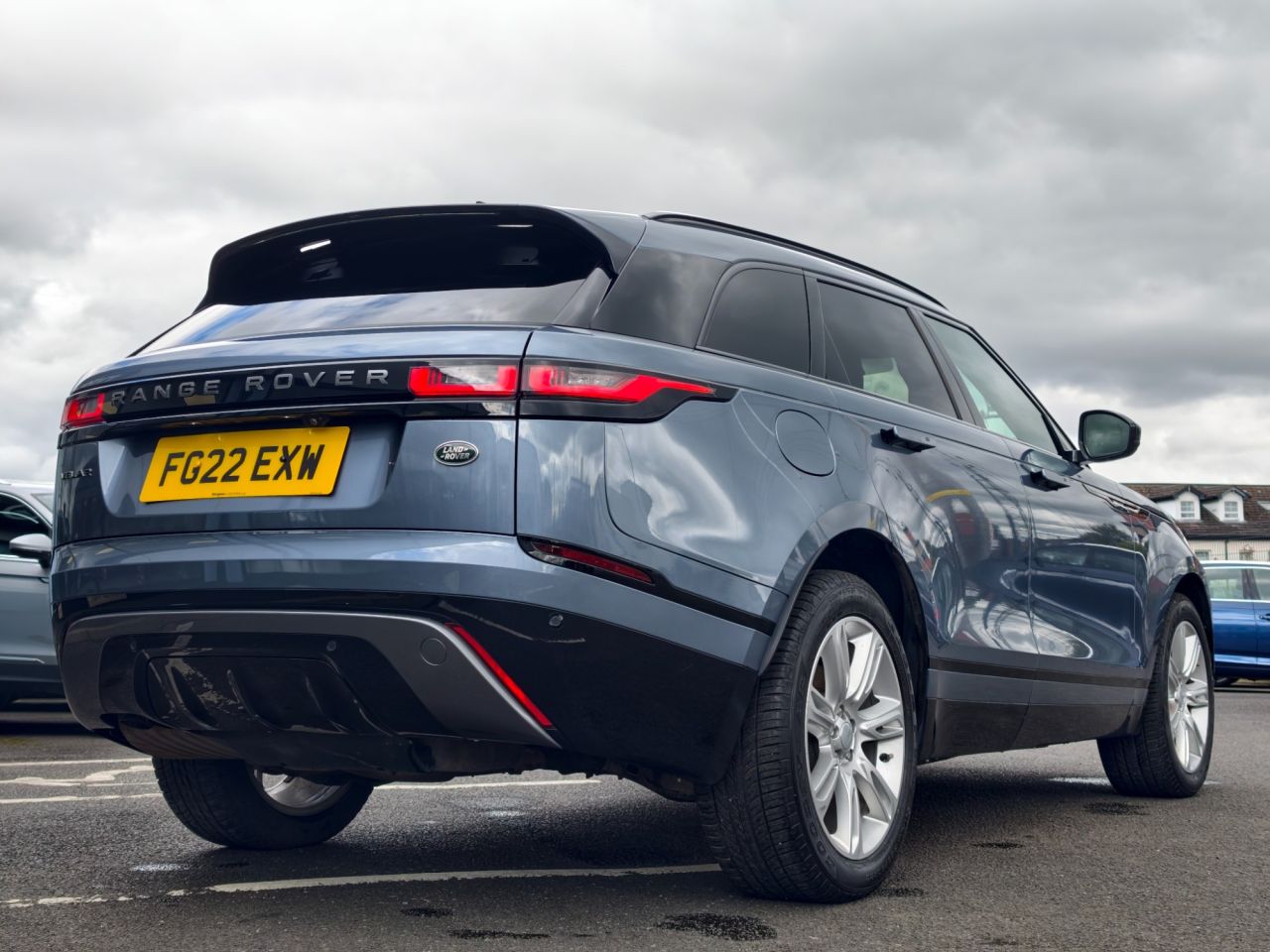 2022 LAND ROVER RANGE ROVER VELAR 2.0 D200 MHEV R-Dynamic SE SUV 5dr Diesel Auto 4WD Euro 6 (s/s) (204 ps) - vehicle photo 19 for sale on PureCar