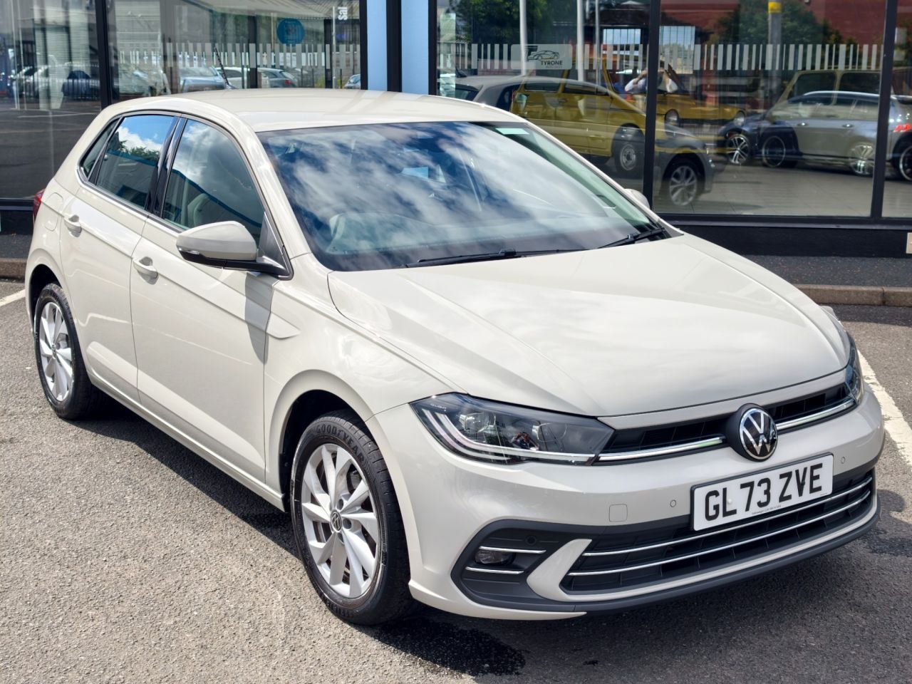 2023 VOLKSWAGEN POLO 1.0 TSI Style Hatchback 5dr Petrol Manual Euro 6 (s/s) (95 ps) - vehicle photo 9 for sale on PureCar